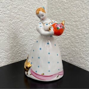 Vintage YAEBO Lady Holding Teapot And Gold Cat 4.75” Porcelain Russian Figurine